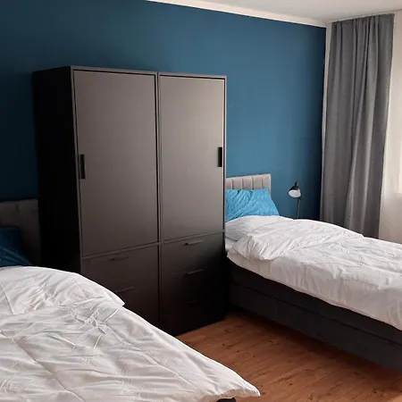 Prostays In - 2 Schlafzimmer - 4 Betten Apartment Mönchengladbach